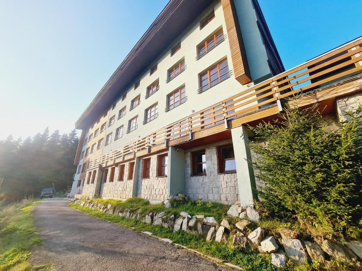 Cihlarka - Lisci Doupe 110 Apartment เปตส์ปอตสเนซโค ภายนอก รูปภาพ